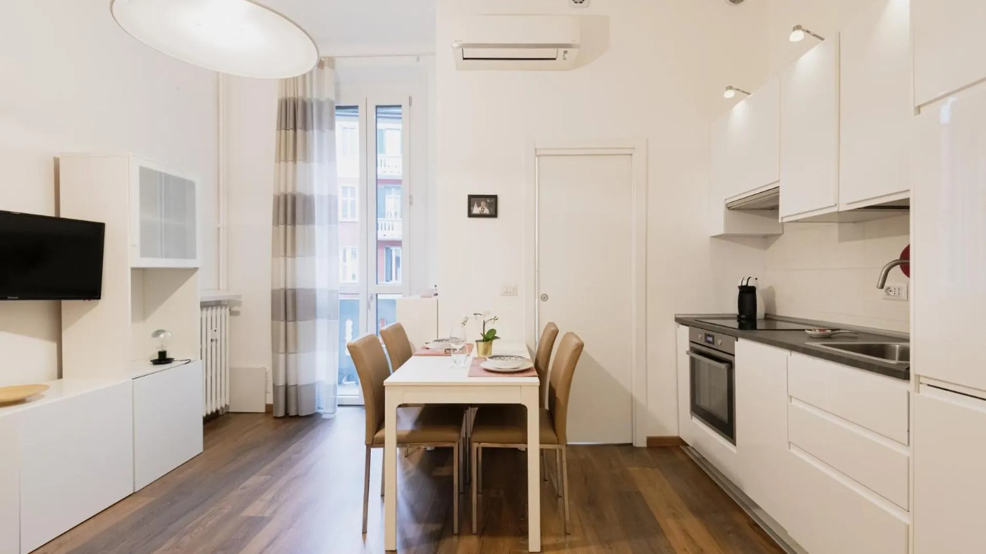 Easylife - Gemma Di Stile In Zona Bocconi Apartment Milan Italy